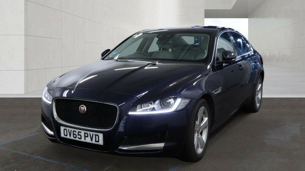 Jaguar XF Saloon 2.0D Portfolio Euro 6 Ss 2015 Blue #2