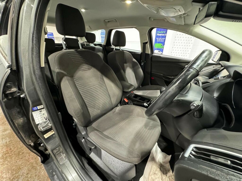 Ford Focus Estate 1.6 Tdci Titanium Euro 5 Ss 201464  #3