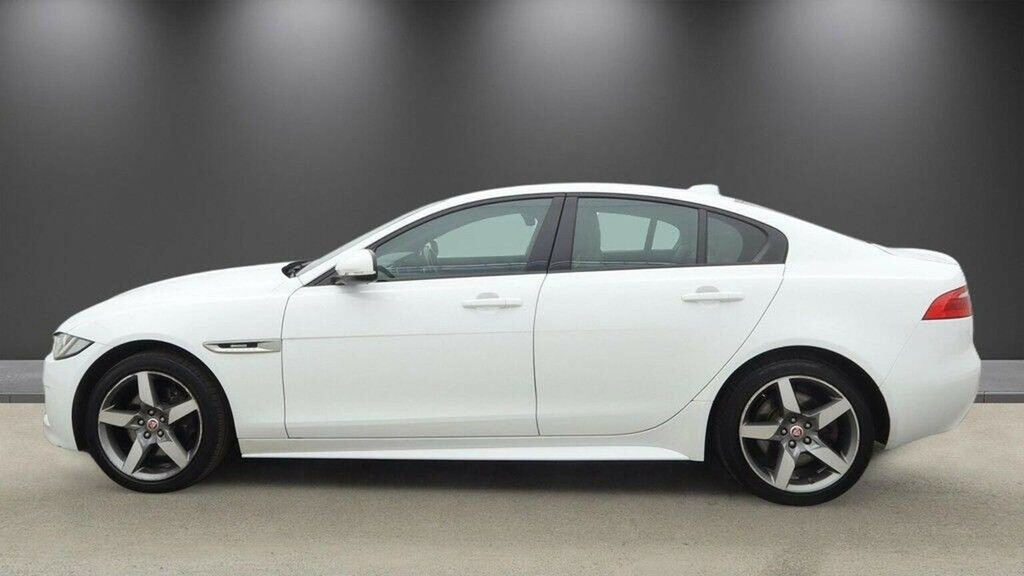 Jaguar XE 2018 2.0I Portfolio Saloon Euro 6 Grey #10