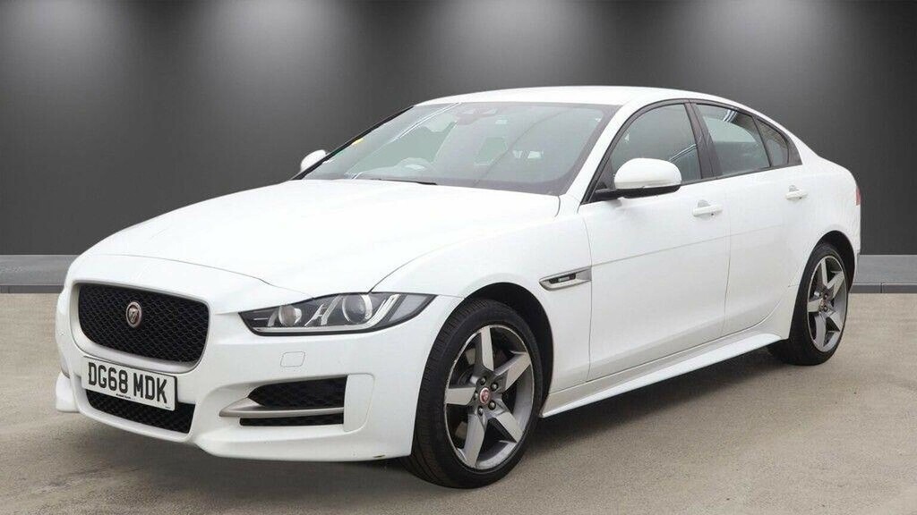 Jaguar XE 2018 2.0I Portfolio Saloon Euro 6 Grey #7