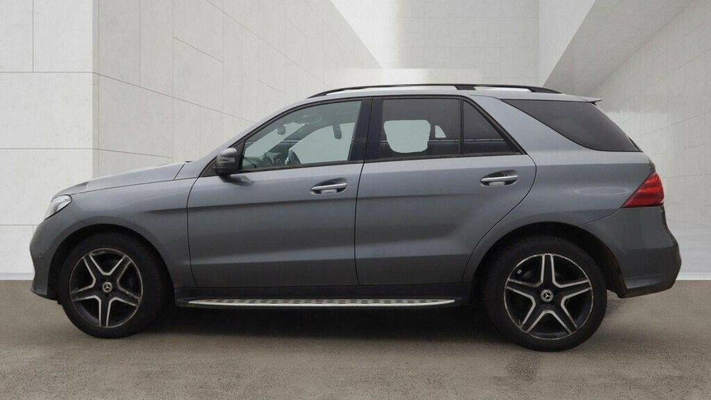 Mercedes-Benz GLE Class Diesel #11