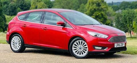 Ford Focus Titanium X LR16ZDF Red #4