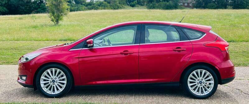 Ford Focus Titanium X LR16ZDF Red #6