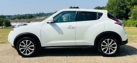 Nissan Juke Tekna Xtronic White #6