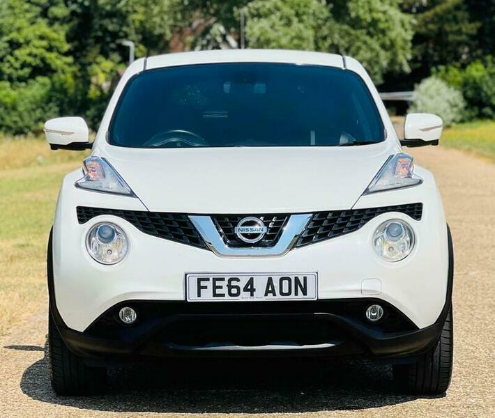 Nissan Juke Tekna Xtronic White #2