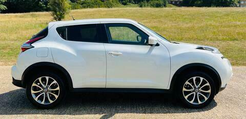 Nissan Juke Tekna Xtronic White #5