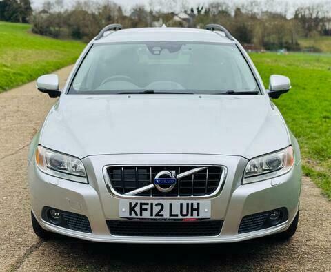 Volvo V70 2.0 T5 Powershift Euro Silver #2