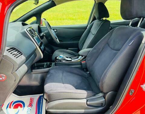Nissan Leaf 30Kwh Acenta Hatchback White #16