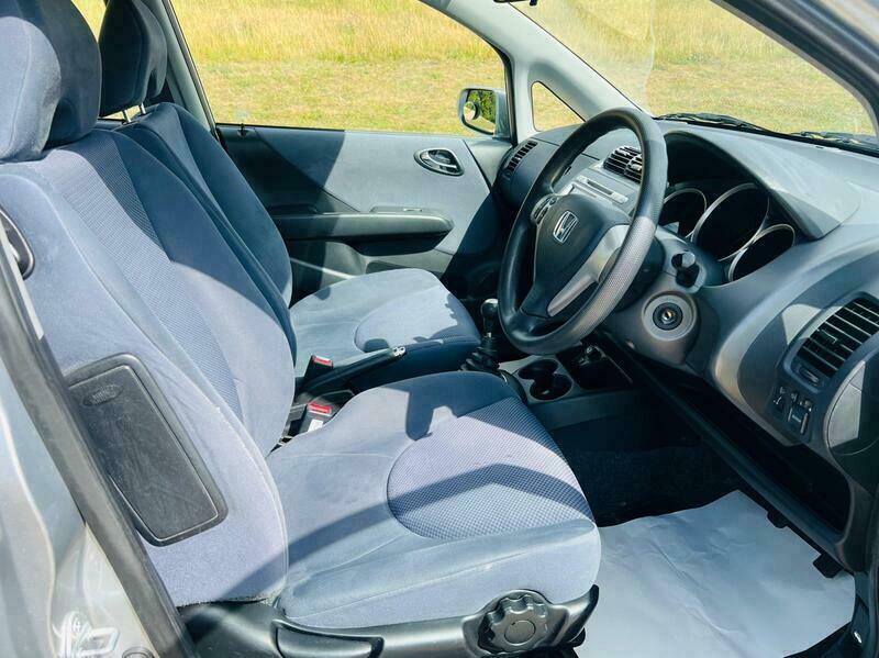 Honda Jazz Jazz Se Cvt Silver #15