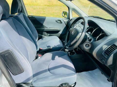 Honda Jazz Jazz Se Cvt Silver #12