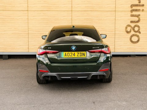 BMW i4 Saloon Green #5