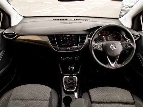 Vauxhall Crossland Suv Red #3