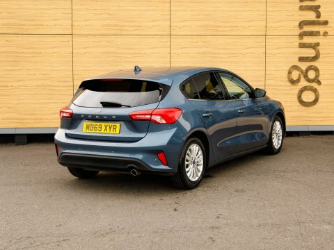 Ford Focus Hatchback MD69XYR Blue #2