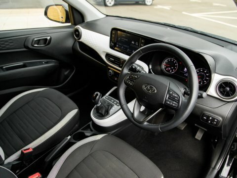 Hyundai I10 Hatchback Black #4