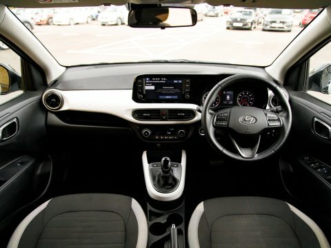 Hyundai I10 Hatchback Black #3