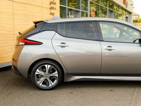Nissan Leaf Acenta 148 Bhp Free Road Tax, 1 Owner, Low Ins Black #7