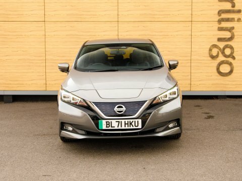 Nissan Leaf Hatchback Grey #5