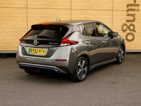 Nissan Leaf Hatchback Grey #2