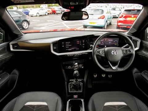 Vauxhall Mokka Suv DE23GZX Red #3