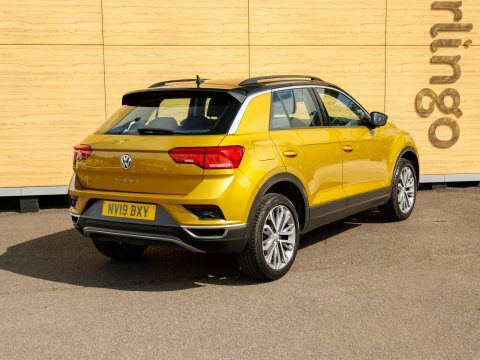 Volkswagen T-Roc Suv NV19BXY Yellow #2
