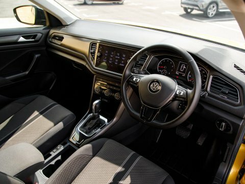 Volkswagen T-Roc Suv NV19BXY Yellow #4