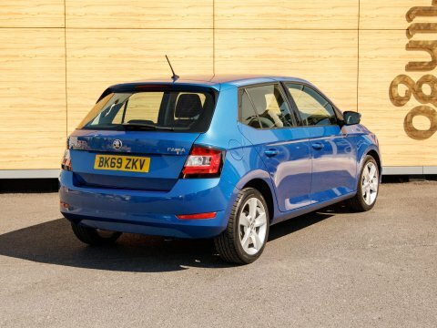 Skoda Fabia Hatchback Blue #2