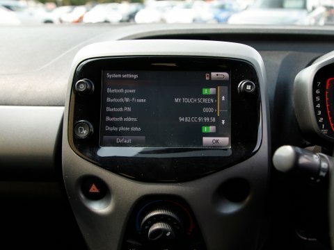 Toyota Aygo 1.0 Vvt-i X-play Euro 6 Red #24