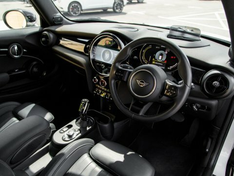 Mini Hatch Hatchback KE71ONK Silver #4