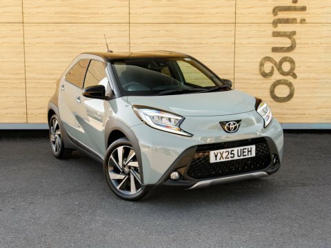 Toyota Aygo X Hatchback Green