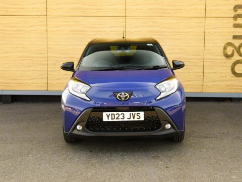 Toyota Aygo X Hatchback Blue #5
