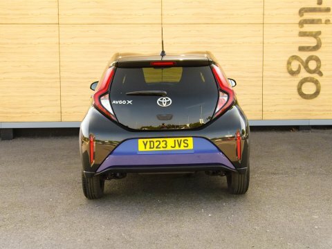 Toyota Aygo X Hatchback Blue #6