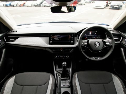 Skoda Kamiq Suv Blue #3