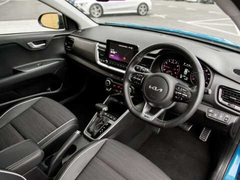 Kia Stonic Suv Blue #4