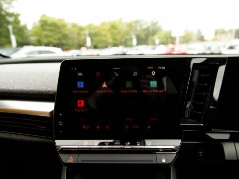 Renault Megane Megane Launch Edition Ev Black #26