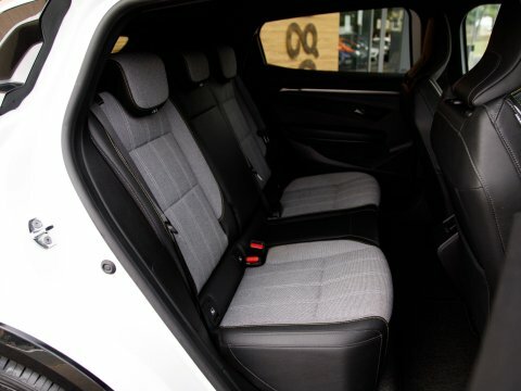 Renault Megane Megane Launch Edition Ev Black #38