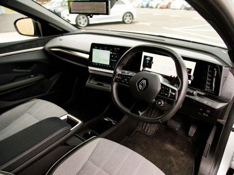 Renault Megane Hatchback White #4