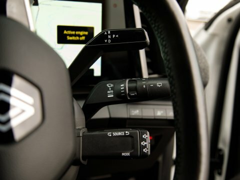 Renault Megane Megane Launch Edition Ev Black #18