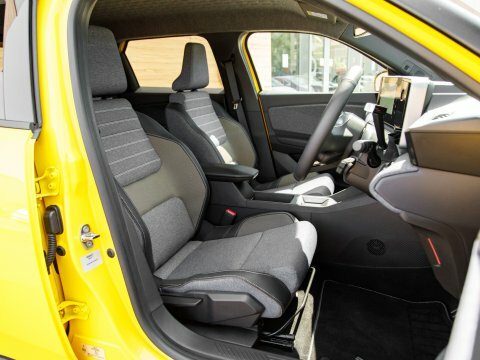 Renault 5 E-tech Hatchback Iconic Five White #34