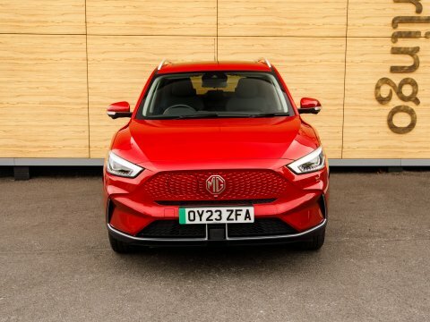 MG ZS Suv Red #5