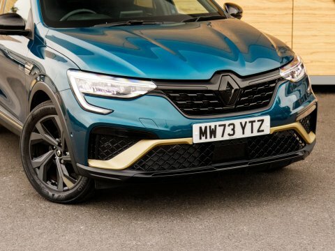 Renault Arkana Renault Arkana Engineered Blue #10