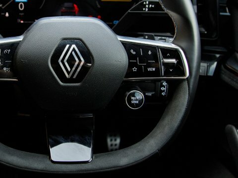 Renault Austral E-tech Fhev Iconic Esprit Alpine 4C Red #21