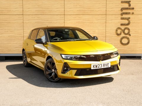 Vauxhall Astra Hatchback Yellow