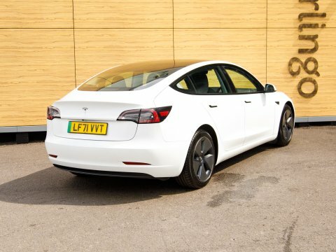 Tesla Model 3 Saloon White #2