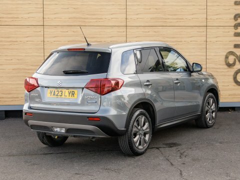 Suzuki Vitara Suv Grey #2