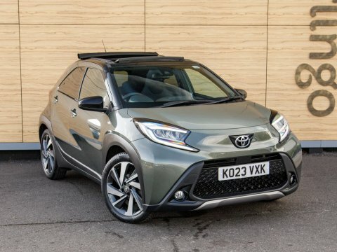 Toyota Aygo X Hatchback Green