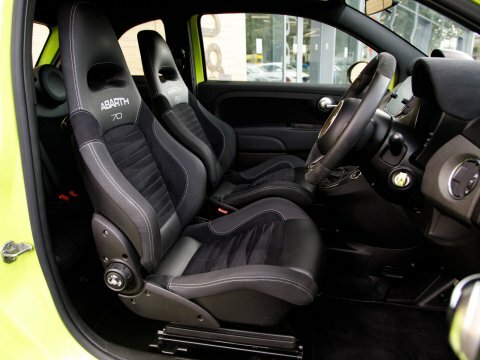 Abarth 500 Abarth 1.4 T-jet 165 Monster Yamaha 70Th Anniversa Blue #34