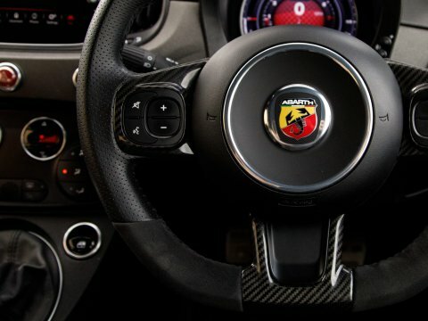 Abarth 500 Abarth 1.4 T-jet 165 Monster Yamaha 70Th Anniversa Blue #20