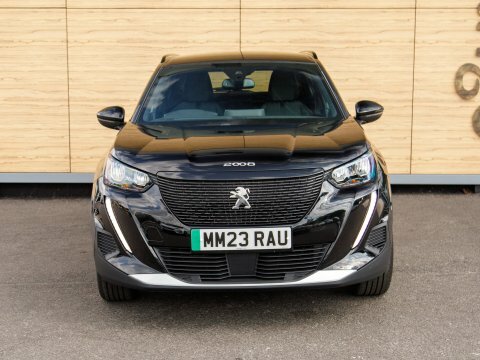 Peugeot 2008 Suv Black #5