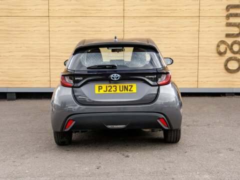 Toyota Yaris Hatchback Grey #6