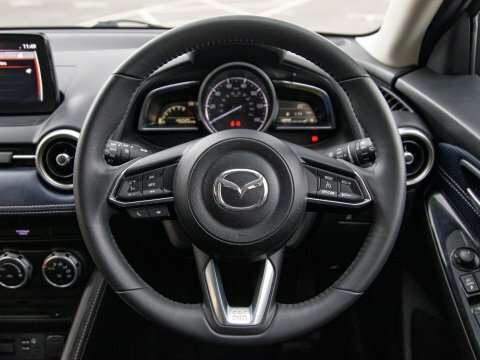 Mazda 2 1.5 Skyactiv-g Sport Nav Euro 6 Ss Red #20